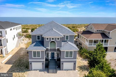 Welcome to a world of unparalleled waterfront, global luxury living on the serene shores of the Delaware Bay. Here, you'll discover the epitome of coastal elegance and tranquility, where the gentle caress of coastal breezes and the rhythmic symphony ...