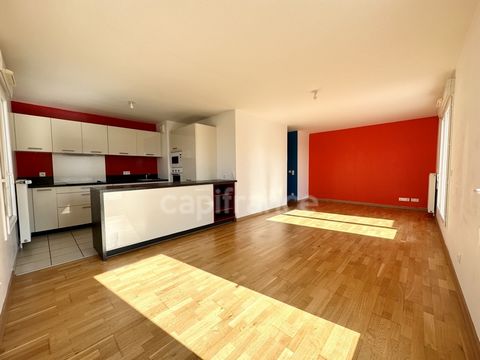 A vendre à Bezons, bel appartement en duplex avec une terrasse de 60 m²