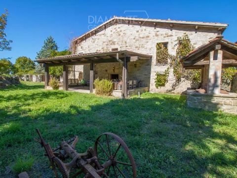 GUBBIO (PG): Stone farmhouse from the 1700s, finely renovated, currently used as a 400 sqm agriturismo on three levels, comprising: Ground floor - spacious dining room, lounge with bar area, bathroom, kitchen, storage room, and utility room; First fl...