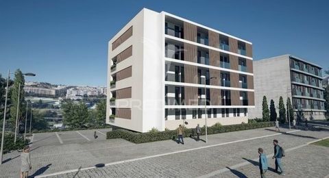 3 BEDROOM APARTMENT WITH 2 FRONTS; Property with 155m2 with the following characteristics Inserted in a development under construction. This property stands out for its LUXURY construction quality with modern finishes. close to the city park, and ins...