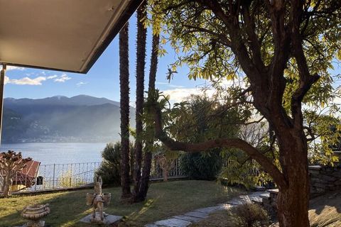 Het droomvakantieappartement Casa Stefanie ligt in Cannobio Carmine en heeft een rustige en zonnige panoramische ligging.