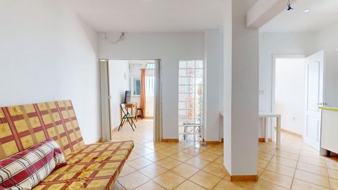 Optima oportunidad de comprar una vivienda con su entrada independiente lista para entrar a vivir, con solo 2 vecinos, y con una estupenda VISTA AL MAR y a la ciudad. La vivienda tipo Loft mide 42 m2 es toda exterior y muy luminosa ademÃ¡s tiene una ...