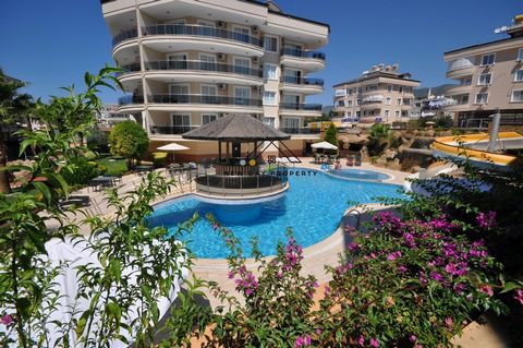 Opportunité bon marché dans l’un des hotspots pour les expatriés à Alanya ! Appartement de 3 chambres à Alanya/Oba à vendre.   Permis de séjour au moment de l’achat !   Faites vos valises et emménagez directement. Cet appartement confortable et spaci...