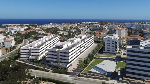 This luxury one bed apartment is located on a brand-new development in a scenic area of Lagos, in the western Algarve. A short two minute drive from the beach, and close to the historic city centre, this is a highly-sought after position with terrifi...