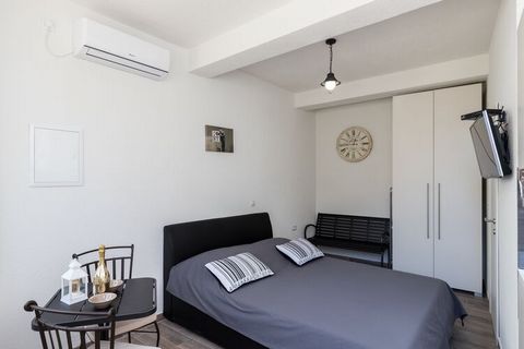 Apartments Life are located in Nuncijata neighborhood in Dubrovnik. Perfect place for guests who love to enjoy the sun and the sea, being close to the touristic center, but far enough to avoid the crowds and keep their peace and privacy. The property...