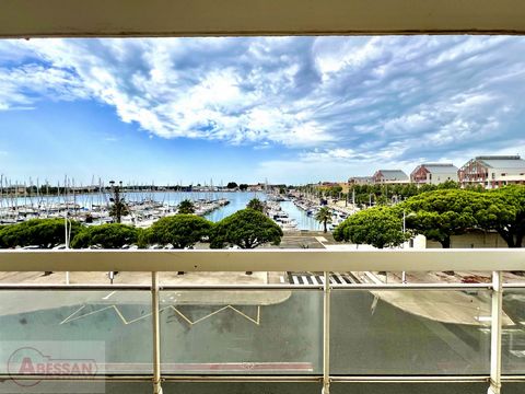 Zu verkaufen in Port-Saint-Louis-du-Rhône (13230), wunderschöne T3-Wohnung von 70 m2 mit sonniger Terrasse und Blick auf den Yachthafen. Gegenüber dem Jachthafen gelegen, in einer ruhigen und sicheren Residenz, bietet Ihnen dieses prächtige Apartment...