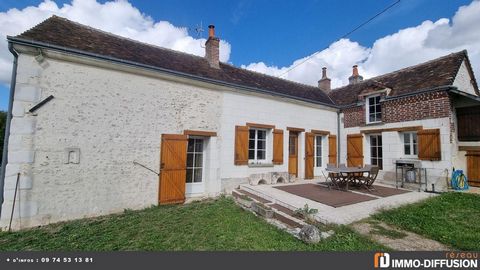 Mandate N°FRP154835 : House approximately 150 m2 including 5 room(s) - 4 bed-rooms - Garden : 551 m2, Sight : Garden. Built in 1870 - Equipement annex : Garden, Cour *, Terrace, Garage, parking, double vitrage, cellier, Fireplace, combles, Cellar - c...