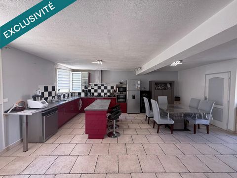 SAINT-LAURENT DE LA SALANQUE, MAISON DE VILLAGE AVEC EXTERIEUR