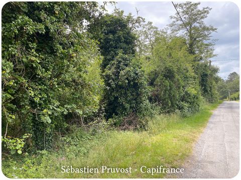 Terrain à vendre SAINT ROMAIN ET SAINT CLEMENT (24) - 2600m2 - Constructible