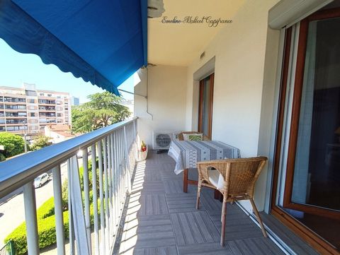 Chartrons Paul Berthelot T2 lumineux avec balcon, parking privé et climatisation