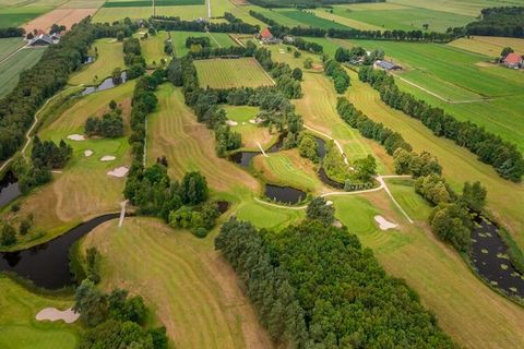 This brand-new holiday home offers a perfect retreat in the heart of Friesland, surrounded by both water and forest. Located on a beautiful Frisian estate, it provides a peaceful setting for a relaxing getaway. The modern, luxurious kitchen is fully ...