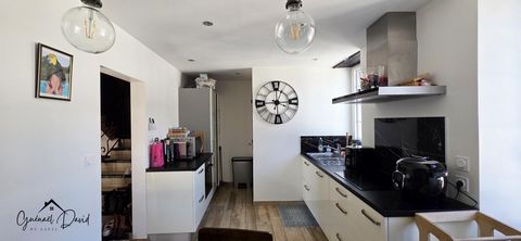 Appartement avec terrasse plein sud, au centre ville de Saint Pol de Léon