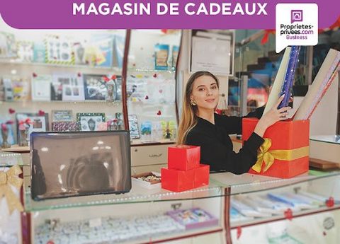Claire LAPIERRE, ... , vous propose ce Fonds de Commerce spécialisé en cadeaux, jeux, et petite décoration, idéalement situé au coeur d'une commune dynamique à l'Est de Rennes. Ce magasin, véritable caverne d'Alibaba, est unique en son genre sur le s...