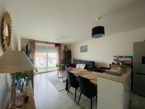 APPARTEMENT IMPECCABLE ET LUMINEUX VUE DEGAGEE AVEC BALCON EXPOSE OUEST A QUELQUES MINUTES DE LA GARE ET CENTRE VILLE