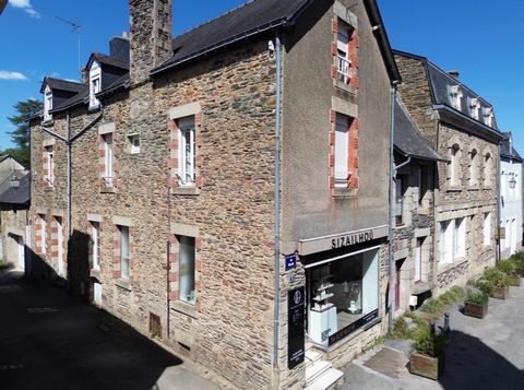 Immeuble (appartement + espace commercial)
