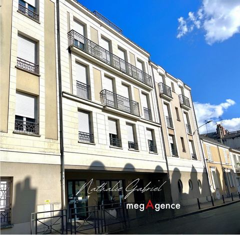 ANGERS CENTRE : T2 Place du lycée de 59 m2
