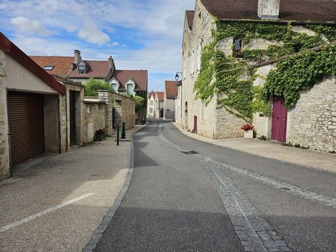 MAISON DE CARACTERE AU CHARME RARE TALANT (21)