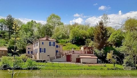 Propriété de charme en bord de rivière, avec activité de gîte proche de CHANTONNAY (85)