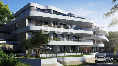 Location: Primorsko-goranska županija, Opatija, Opatija - Centar. OPATIJA, CENTER - New construction of superb design with a sea view! We present to you a luxurious residential complex located in one of the most desirable parts of Opatija, just a few...
