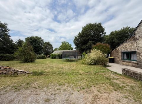 Maison 6 pièces + annexes