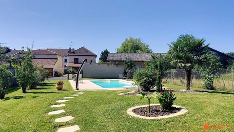 Maison familiale avec piscine et terrain de 1222m2