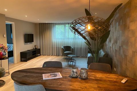 Superb four-person apartment in a prime location in Domburg. Enjoy a holiday in all luxury and comfort. That's possible here! This beautiful apartment on the second floor is located in the center of Domburg. On the lovely and sunny balcony you can en...