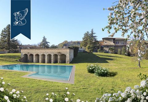 This beautiful and perfectly-kept castle for sale is situated on the hills of Tuscan Romagna, in the province of Forlì Cesena, and was built as a fortress in 1564 by Baldassarre Lanci, on orders from Cosimo I de' Medici. Born as a military struc...