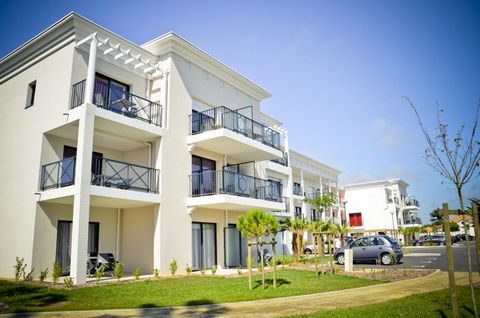 Ideally located in the heart of La Baule, a few minutes from the largest beaches on the coast, close to the famous Casino and the Convention Center, La Baule Residence welcomes you in an environment with a contemporary style and modern facilities in ...