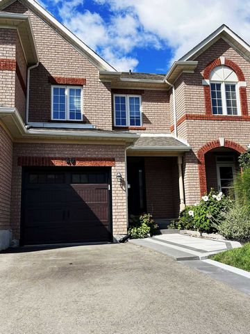 Fully Renovated & Immaculately Maintained 3 Bdrm Freehold Smart-Townhome In The Heart Of Maple. Close To Hwy 400, Schools, Shopping & Numerous Amenities. Top Ranked Schools (Mackenzie Glen Public School/Maple High School). Modern, Open Concept, and F...