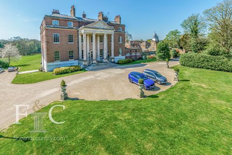 Idyllically located in a historic Grade 1 Listed mansion house, this two double bedroom split level apartment also boasts shared grounds of the 40 acre Parkland Estate with fishing lake. Conveniently located on the outskirts of Broxbourne to the Nort...