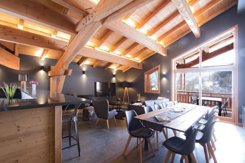 Chalet Nuance de Bleu is a new and comfortable, interlinked chalet, located in the heart of Huez Village 1500. All is built in local style and exudes class with lots of wood, natural stone and good materials. The 160-m2 chalet features a terrace with...