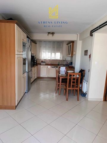 Apartment For sale, floor: 4th, in Vironas. The Apartment is 148 sq.m. and it is located on a plot of 180 sq.m.. It consists of: 3 bedrooms, 2 bathrooms, 1 wc, 2 living rooms. The property was built in 2007. Its heating is Autonomous with Oil, Air co...