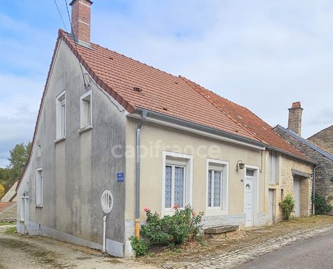 Dpt Haute Marne (52), à vendre proche de ARC EN BARROIS maison P3 de 97 m² - Terrain de 290