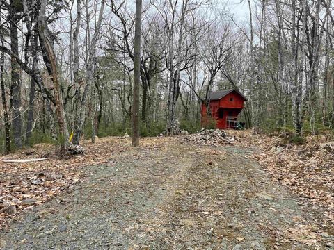 Leave behind the noise and stress of daily living and discover your own woodland retreat with access to some of cottage country’s finest lakes! This exceptional, 41,200 sqft building lot, complete with a charming new bunkie, is nestled in the heart o...