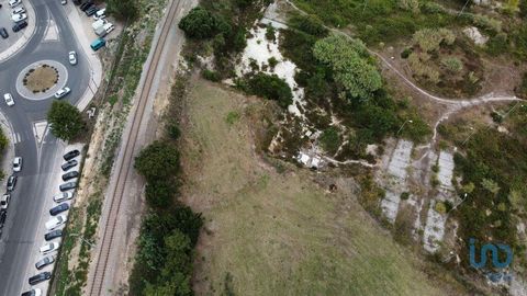 Terreno Urbano de 4000 m², Plano e com Potencial para 24 Fogos em Santo Onofre, Caldas da Rainha, Silver Coast (Costa de Prata), Portugal Descrição: Descubra uma excelente oportunidade de investimento ou construção em Santo Onofre, Caldas da Rainha. ...