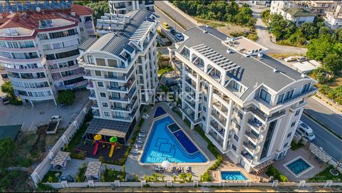 Appartements élégants avec vue sur la ville et la montagne à Alanya Oba Ces appartements élégants sont situés dans le quartier d'Oba à Alanya, Antalya. Oba est une zone en pleine croissance avec des centres commerciaux nouvellement construits, des hô...