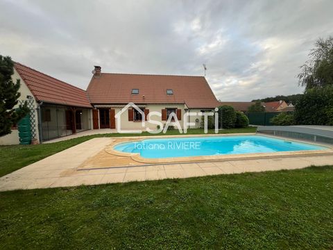 Située dans la charmante commune de Pannes (45700), cette maison bénéficie d'un environnement paisible et verdoyant, idéal pour les familles. Proche des écoles et du collège, elle offre une qualité de vie agréable. De plus, la proximité des commodité...