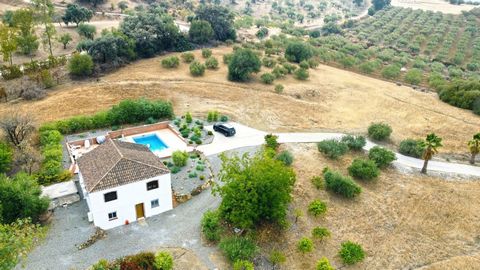 aria condizionata, riscaldamento, piscina privata, piscina esterna riscaldata, in campagna, vista sulle montagne, vista sulla campagna