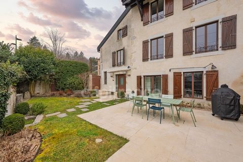 Maison à vendre 6 pièces GEX (01)