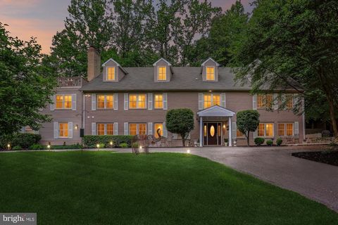 Luxury Bethesda Home Near Cabin John Trail. Welcome to this exceptional home in a prime Bethesda location! Nestled in Burning Tree Valley, this stunning luxury home offers unparalleled curb appeal and modern amenities. Situated on a knoll with tree-t...