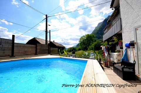 Maison de Village au calme + Studio 7 chambres