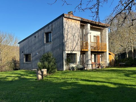 Maison à la campagne rénovée avec beau jardin !