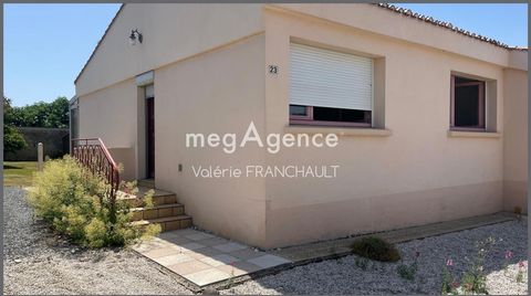 Saint-Jean-d'Hermine, maison mitoyenne tres agreable proche toutes commodité sur 675M2 clos.
