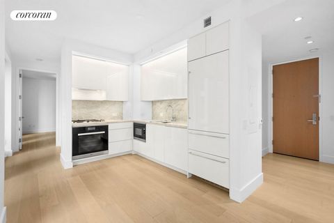 Perfectly situated at the intersection of Columbus Circle and Central Park, this stunning home at The Park Loggia offers upscale living in one of Manhattan's most desirable neighborhoods. Residence 9E features a generous open-concept layout with a mo...