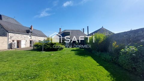 Maison de pierre tuffeau et ardoise avec dépendance