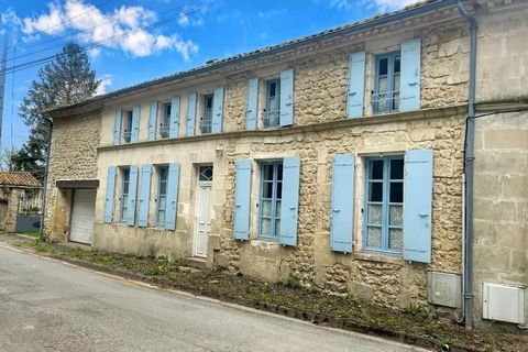 Maison de caractère avec piscine et bel espace extérieur