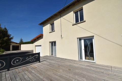 proche CHARLIEU - Maison rénovée - 158 m² - 6 pieces