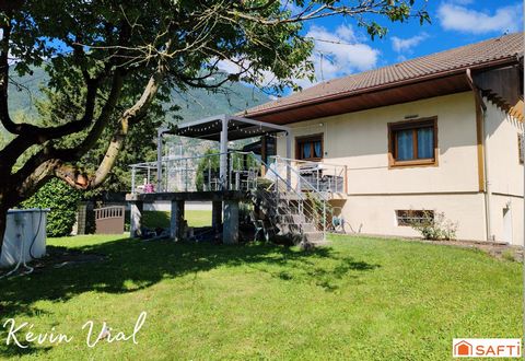 Maison familiale rare à la vente