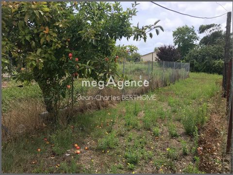 Dans quartier recherché de La Roche sur-yon, maison évolutive de 50m2 sur un terrain constructible de 480m2.