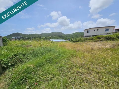 Terrain plat de 634 m² avec permis de construire – Sainte-Luce.